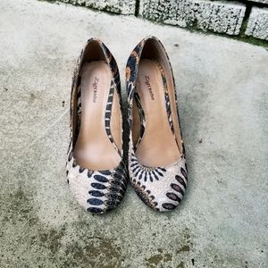 Fun patterned wedges